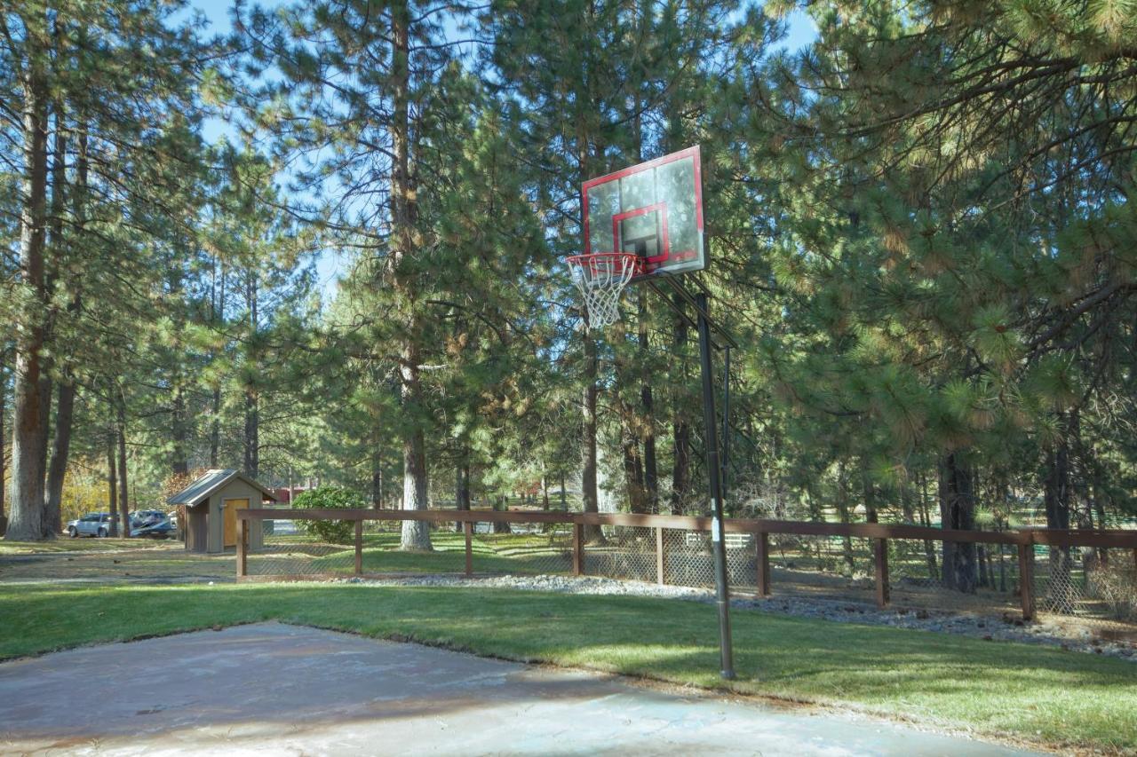 Seventh Mountain Resort Deschutes River Woods Exterior photo