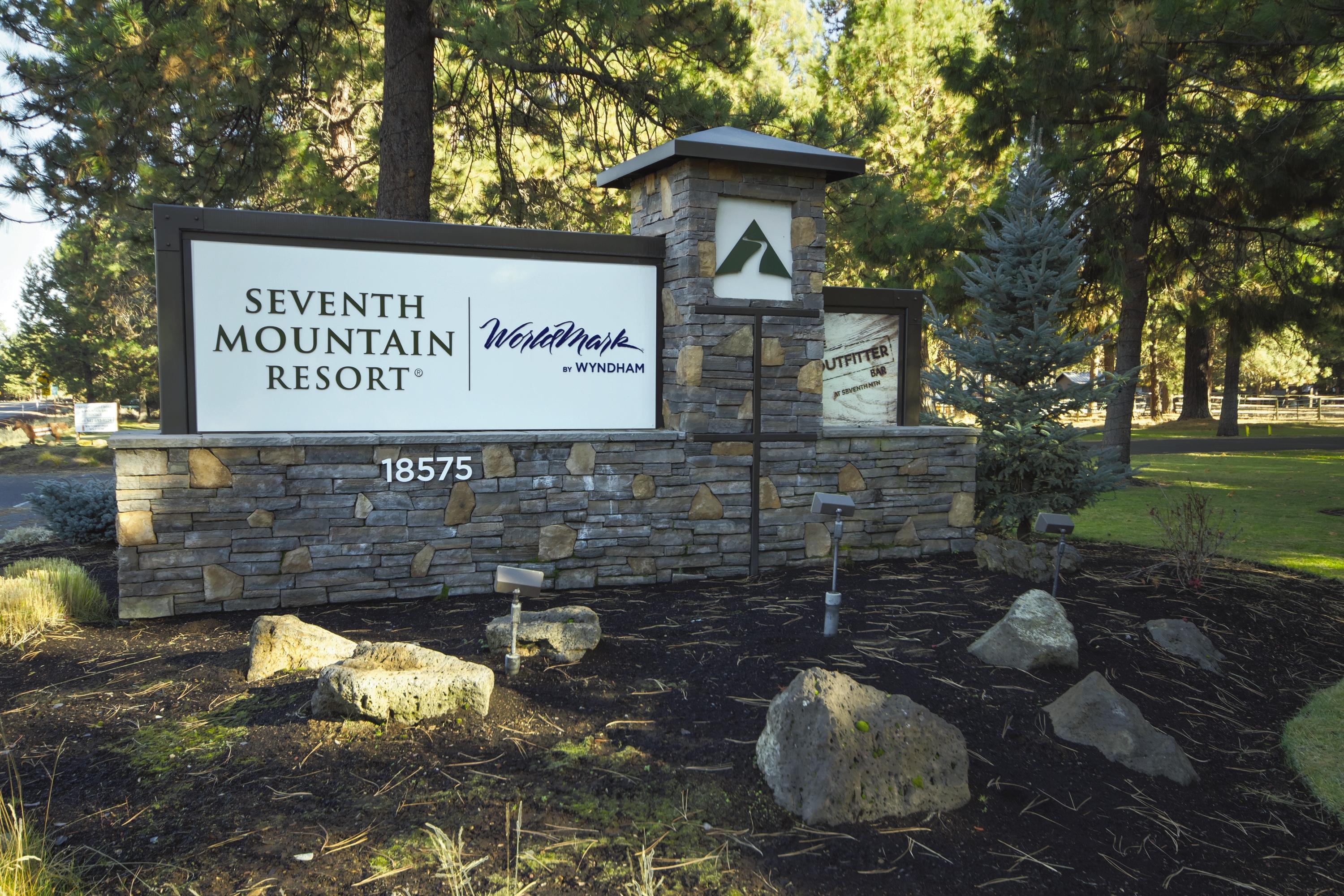 Seventh Mountain Resort Deschutes River Woods Exterior photo